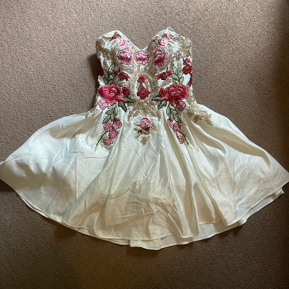 Blondie Nites by Stacy Sklar tea length dress